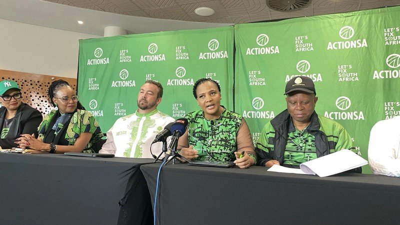 Herman Mashaba speaking at a press conference