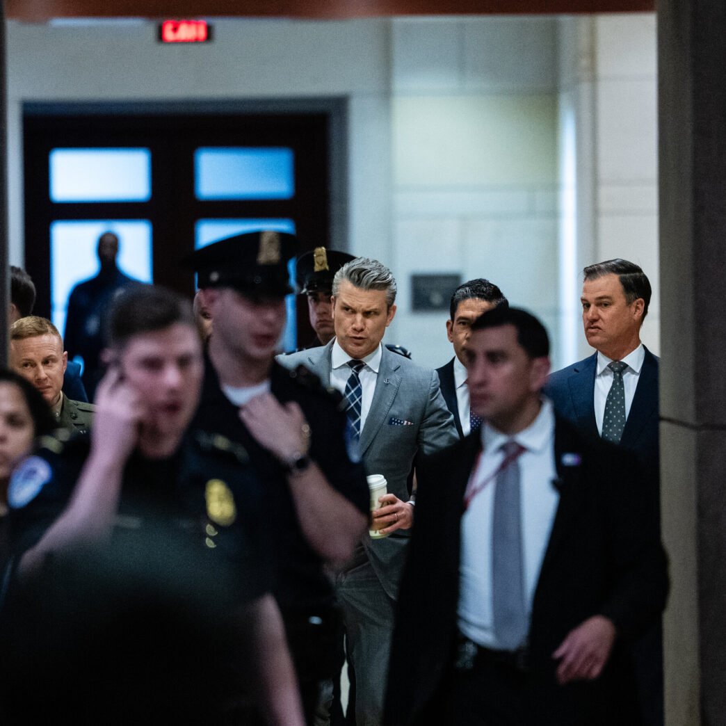 AI and Pentagon logo