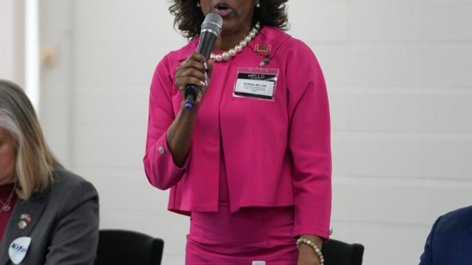 Donna Miller campaign photo