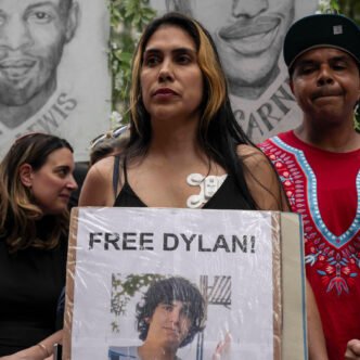 Dylan Lopez Contreras, a NYC high school student, freed from ICE detention