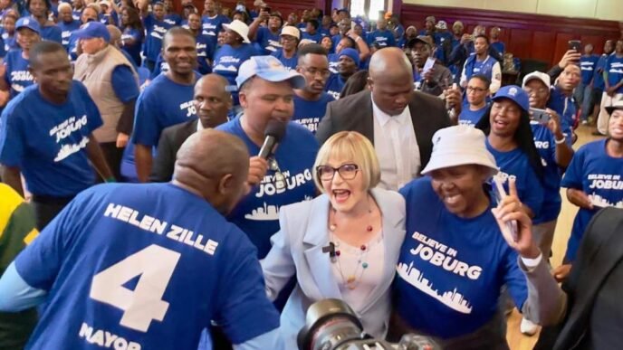 Helen Zille speaking at a pledge launch