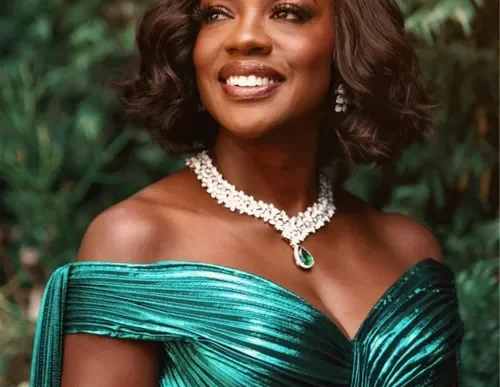 Viola Davis holding her novel Judge Stone