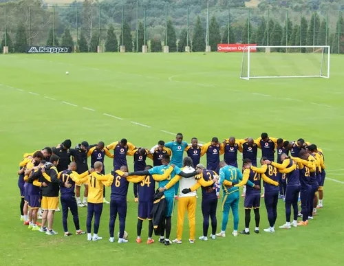 Kaizer Chiefs players in action