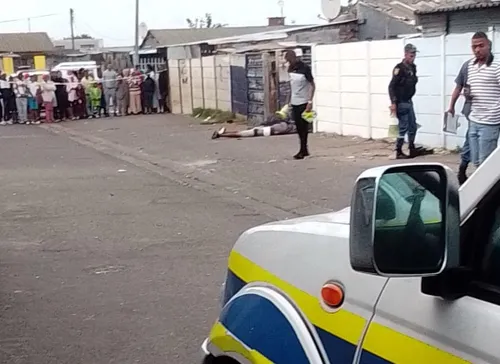 Kalksteenfontein community in fear