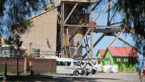 Miners trapped underground