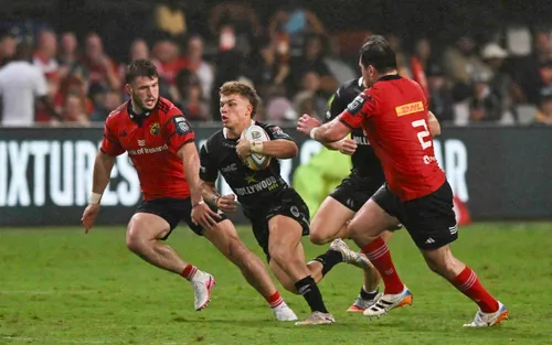 Sharks players celebrating a try