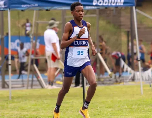 Tiisetso Malungane in action during a middle-distance race