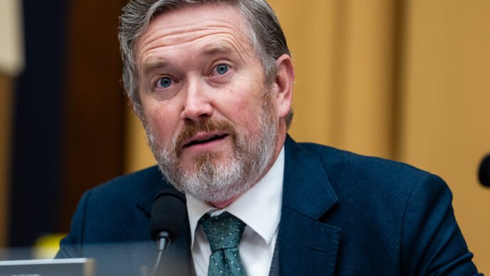 Graph showing surge in US gas prices