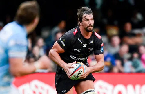 Eben Etzebeth in action