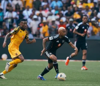 Oswin Appollis in action for Orlando Pirates