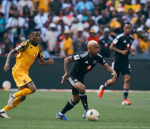 Oswin Appollis in action for Orlando Pirates