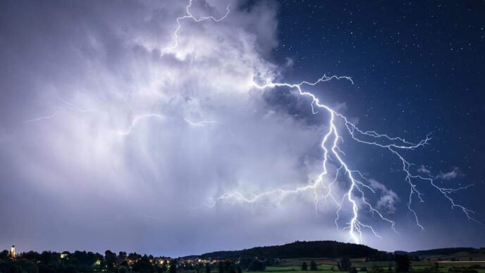 Severe thunderstorms in North West