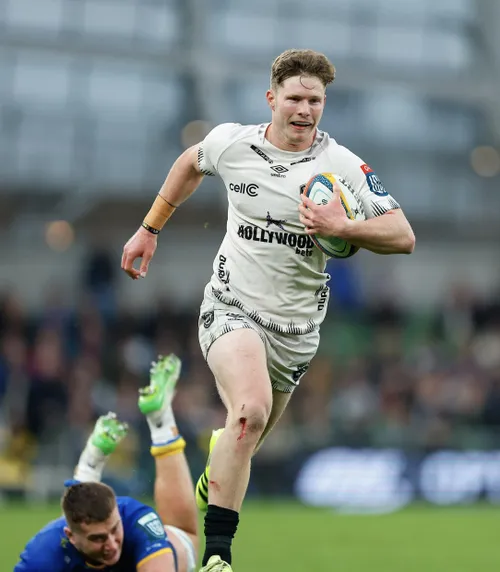 Sharks vs Ospreys match