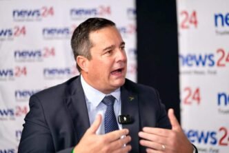 John Steenhuisen speaking at a press conference