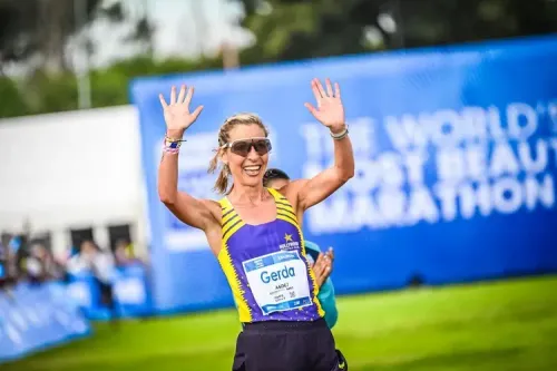 Gerda Steyn running in the Comrades Marathon