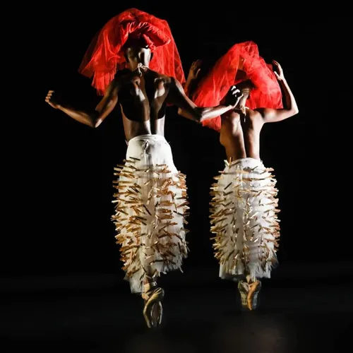 Mamela Nyamza in performance