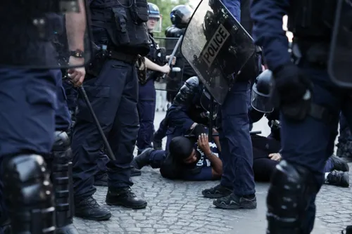 PSG fans celebrate in Paris