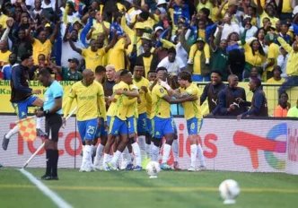 Aubrey Modiba in action for Mamelodi Sundowns